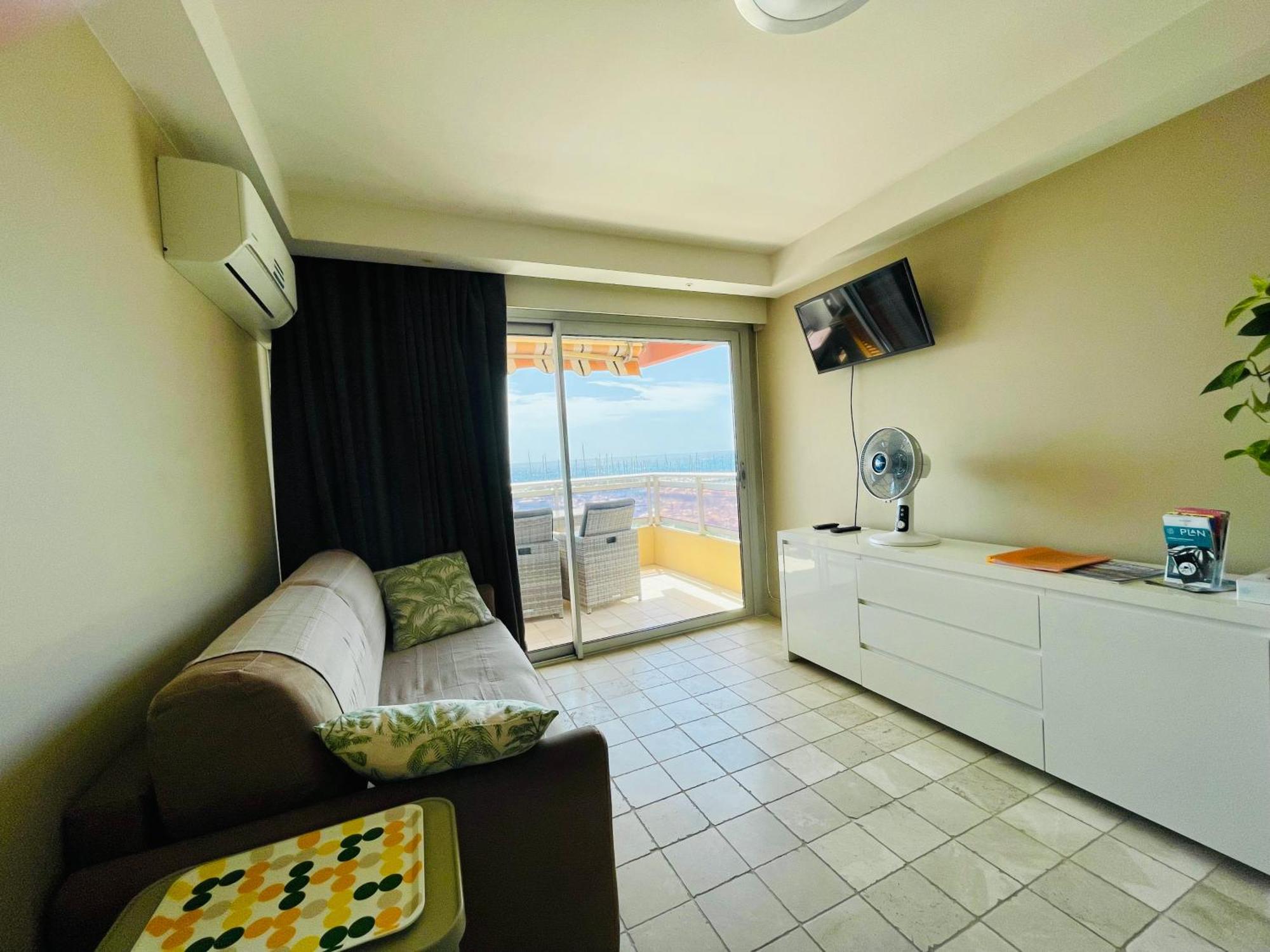 מנטון Superbe Appartement En Bord De Mer, Pres Du Centre Et Des Plages מראה חיצוני תמונה